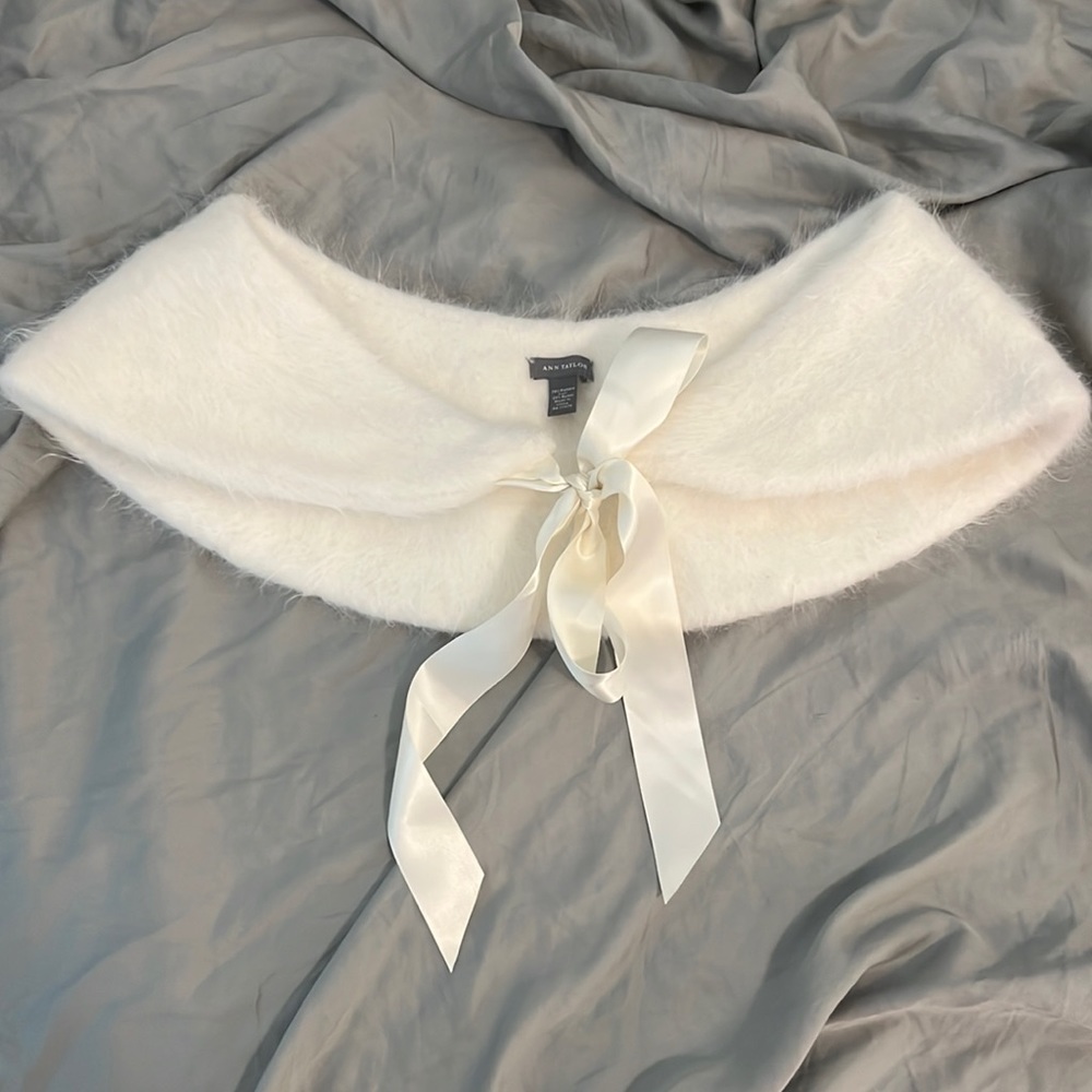 Ann Taylor Rabbit fry throw.